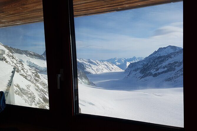 Alpine Majesty:From Zürich to Jungfraujoch Exclusive Private Tour - Jungfraujoch Top of Europe: what the guided loop actually covers