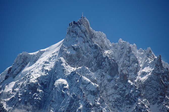 Chamonix and Mont Blanc Private Day Trip from Geneva - Aiguille du Midi: why this cable car is the headline