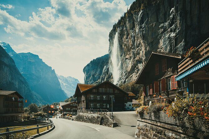 Daytrip to Swiss Villages: Interlaken Grindelwald & Lauterbrunnen - Why this Lucerne-to-Alps route works