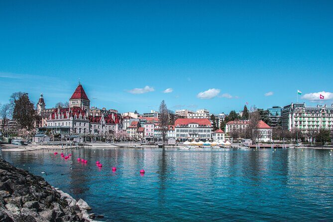 Discover Lausanne’s most Photogenic Spots with a Local - Montbenon to Palais de Justice: views, film-archive detail, and a park break
