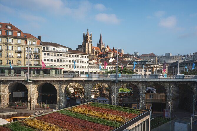 Explore Lausanne in 60 minutes with a Local - Key highlights worth your time