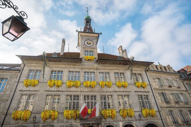 Explore Lausanne in 60 minutes with a Local - Montbenon viewpoints to Casino de Montbenon and Palais de Justice