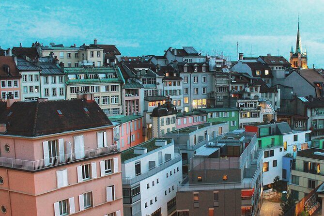 Explore Lausanne in 60 minutes with a Local - Place de la Palud: the town hall square and its hourly clock show