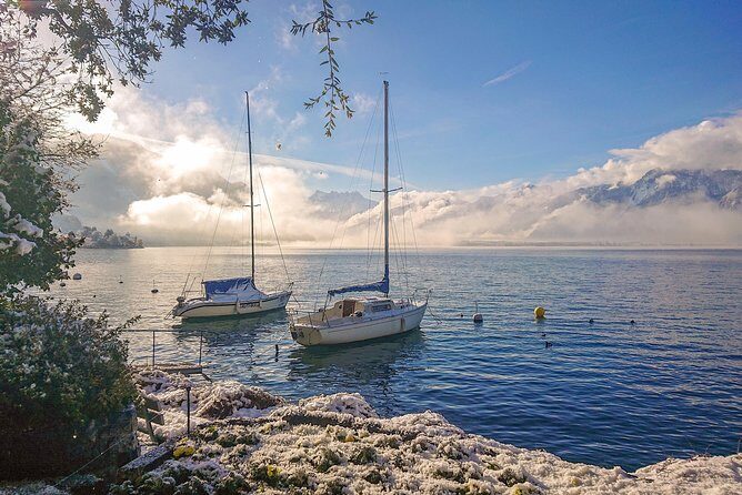 Explore Montreux in 60 minutes with a Local - Meeting at Pl. du Marché and ending in Veytaux (yes, that matters)