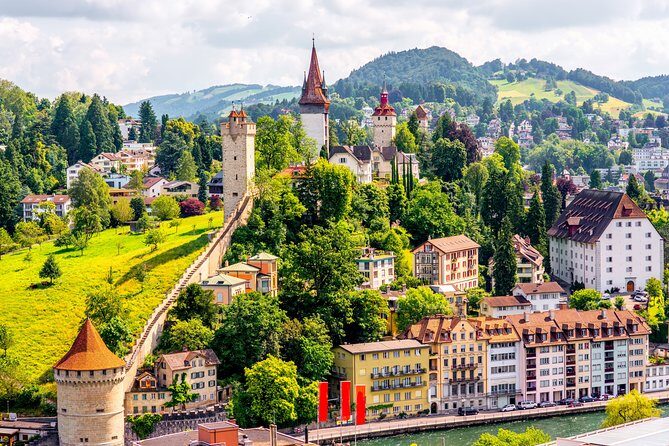 Guided Daytrip to Mount Pilatus and Lucerne from Zurich - The cogwheel railway on Pilatus: the steep part you’ll remember