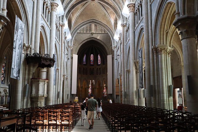 Historic Lausanne: Exclusive Private Tour with a Local Expert - Starting at Bessières Bridge: your first view of Lausanne’s connections