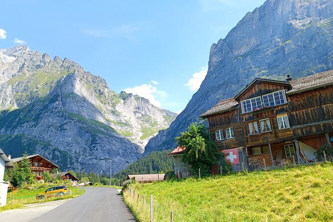 Interlaken Full-Day Highlights Tour with a Local by Private Car - Lauterbrunnen valley and Staubbach Waterfall: Stops 2–3