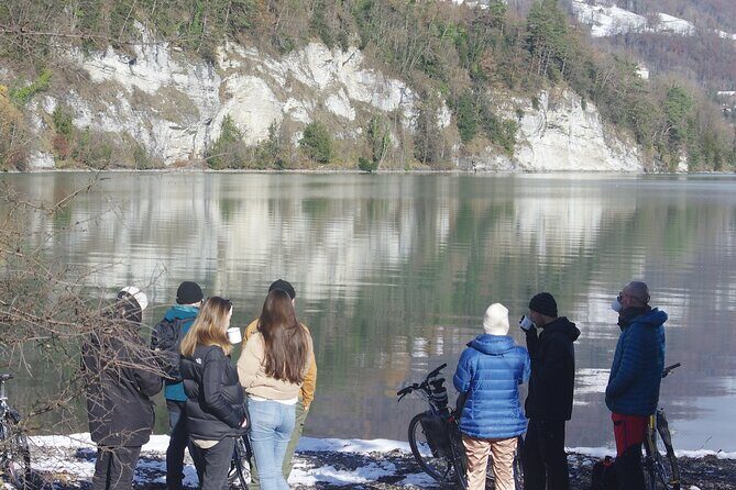Interlaken Valley Winter E-Bike Tour: Rivers, Lakes & Castles - Lake Thun photo stop: crystal-clear views on a short pause