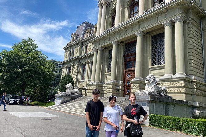 Lausanne (City Center) Scavenger Hunt and Sights Self-Guided Tour - Cathedral square, Bel Air tower, and the value of following hints