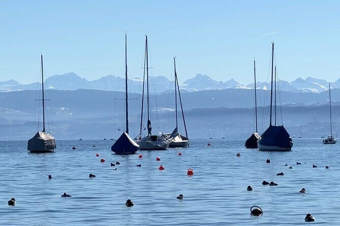 LINDT Home of Chocolate, Cruise On Lake Zurich And Old Town Walking Tour - Old Town on foot: churches, Chagall windows, and Niederdorf lanes