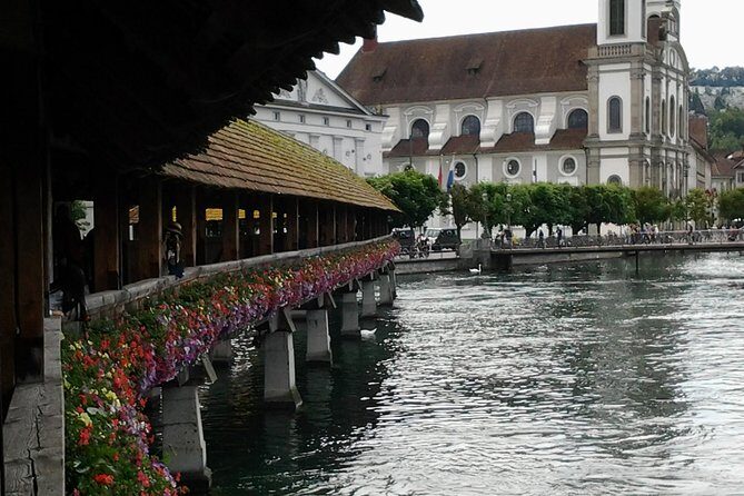 Lucerne Private City Walk and Lake Cruise Day Trip from Zürich - Small practical tips to make it feel effortless