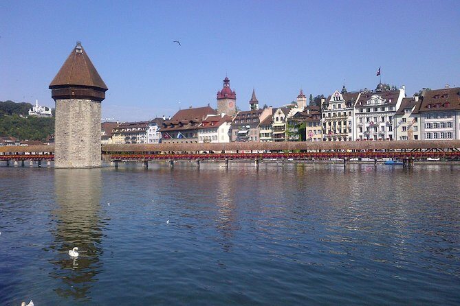 Lucerne small group walking tour and Lake Cruise from Zürich - St. Leodegar and the Lion Monument: two very different meanings in one stop