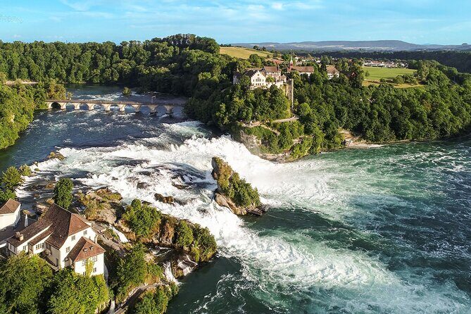 Morning group tour to Rhine falls - Zurich to Rhine Falls: the 45-minute ride that sets the tone