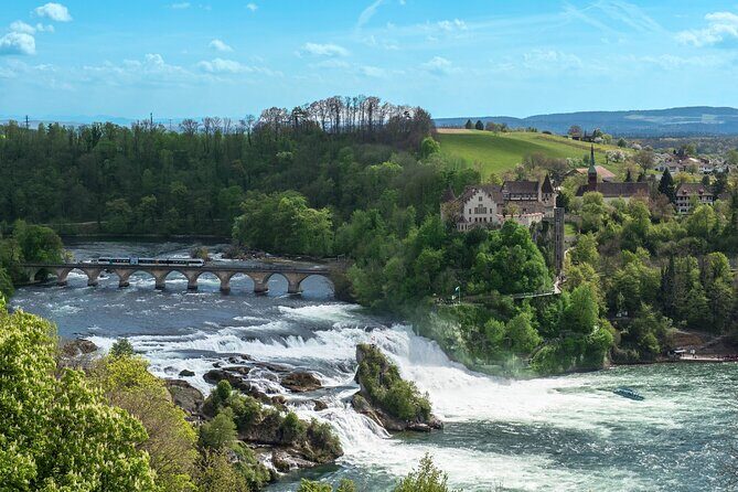 Morning group tour to Rhine falls - Platforms, steps, and the return-up help you’ll want to know