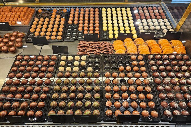Private Chocolate Tour in Geneva by Tuk Tuk - Getting From Place du Rhône to the old-town chocolate zones