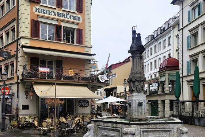 Private city tour in lucerne - Stop 3: Chapel Bridge (Kapellbridge) for 15 minutes