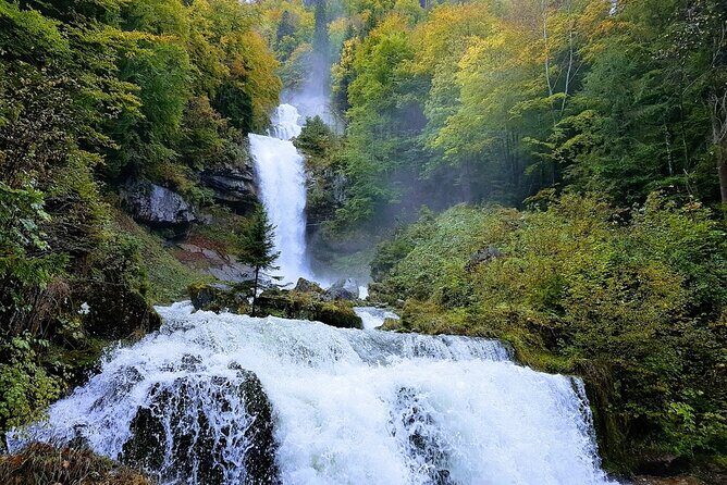 Private Day tour from Interlaken: Lake, Gorge & Waterfall - Brienz: chalets, a lake promenade, and family-friendly options