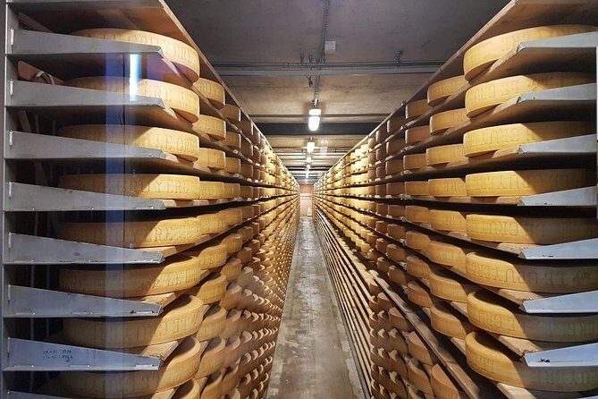 Private Swiss Cheese and Chocolate Tour from Interlaken - Bern’s medieval streets, with one stop that can vary