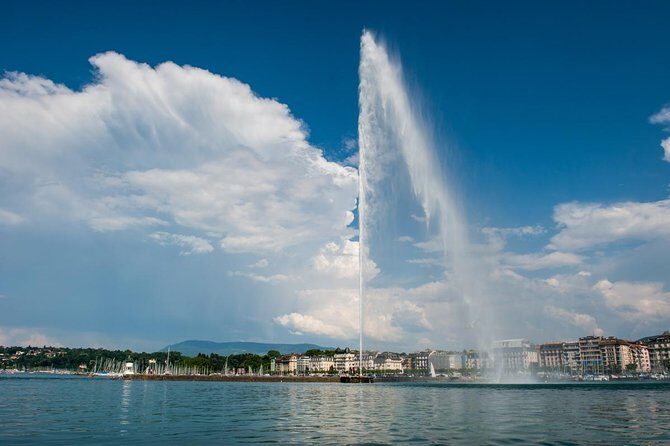 Private Tour : The best of Geneva city tour - Old Town Walking: Watchmaking Symbols and Cathedral St Pierre Area