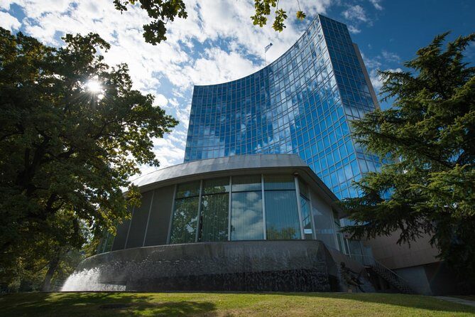 Private Tour : The best of Geneva city tour - The Private Guide Advantage: How Your Day Feels Different