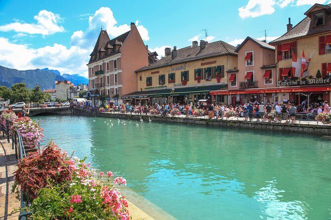 Private Tour to Annecy, from Geneva - Palais de l’Île: the medieval symbol stop (with a ticket reality check)
