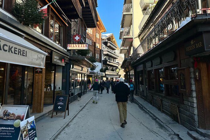 Private Tour to Zermatt Village and Matterhorn Glacier Paradise - Lunch in Zermatt: how to handle the not-included reality