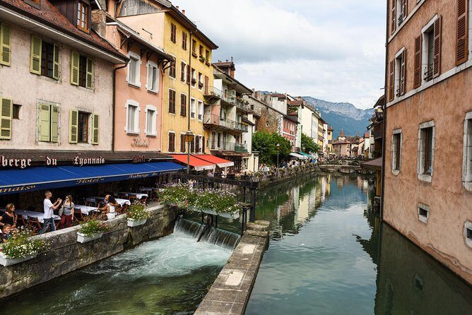 Private Trip from Geneva to Annecy in France - Château d’Annecy: the castle stop with Lake views