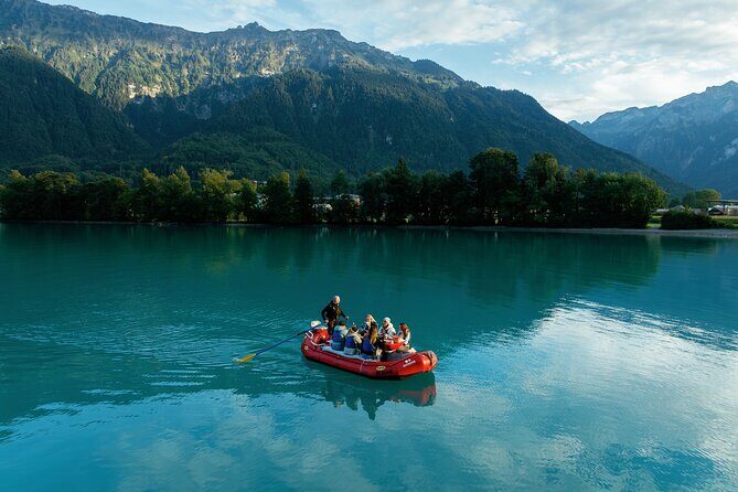 Raclette Rafting in Interlaken - The evening drift: Bönigen to Interlaken on calm waters