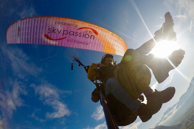 Tandy paragliding - Above Lake Geneva: the part you’ll remember for years
