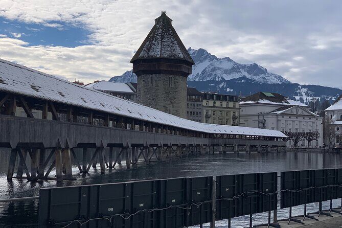 The Lives and Legends of Lucerne: A Self-Guided Audio Tour - Fritschibrunnen Carnival Fountain: a quick stop with big personality