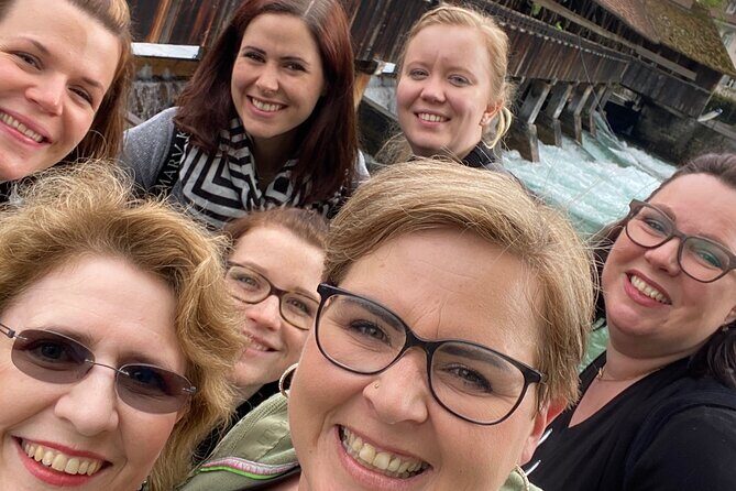 Thun Scavenger Hunt and Sights Self-Guided Tour - Photo tasks for points: the creative break built into sightseeing