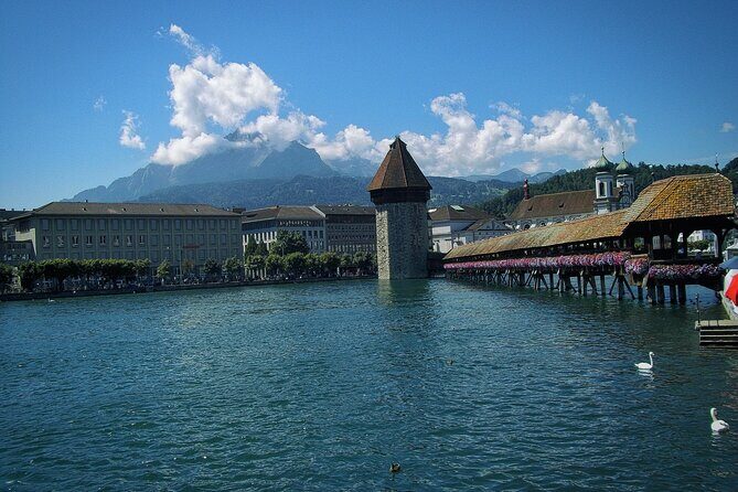 Touristic highlights of Lucerne on a Private half day tour with a local - What you can expect during the Lucerne walk