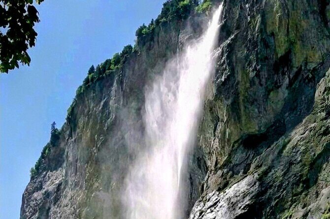 Waterfall Lauterbrunnen CLOY Pier Iseltwald Interlaken Private - The Early Drive: Mistery Forest, Rugenbräu, and Wilderswil Farm Life