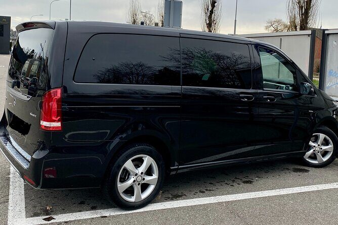 ZRH Zurich Airport to Zurich City Private Transfer–Winter Special - Door-to-door timing: from 20 minutes to about an hour