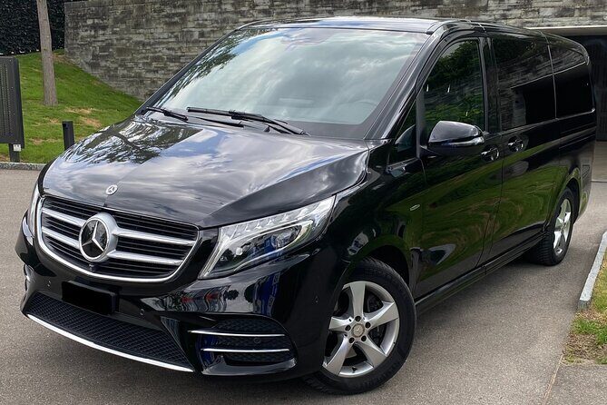 ZRH Zurich Airport to Zurich City Private Transfer–Winter Special - Return rides: why round-trip planning can be worth it