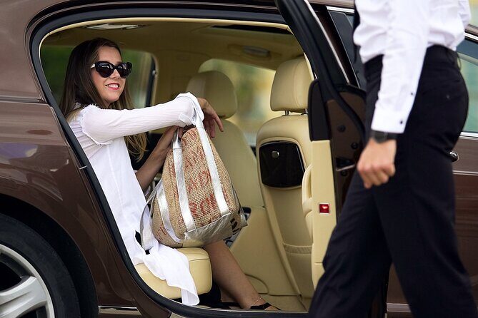 Zurich Airport Stress-Free Private Transfer - Why a private Zurich Airport transfer saves real time