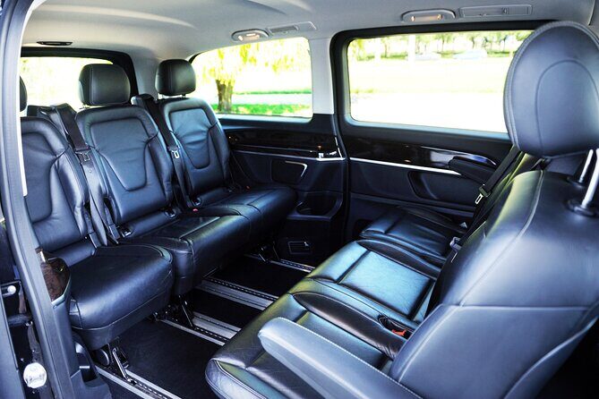 Zurich Airport Stress-Free Private Transfer - Booking in minutes and choosing the right pickup spot