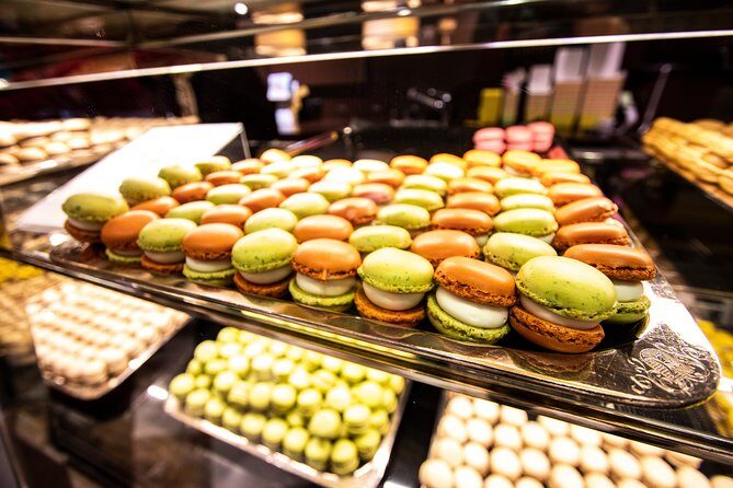 Zurich: Chocolate Tasting and Walking Tour with a Local - Why Four Chocolate Shops in 2 Hours Makes Sense