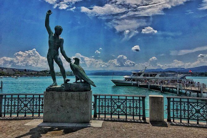 Zurich Highlights In A 2+ Hour Walking Tour Including Panoramic Views - Fraumünster: the landmark you understand better after the guide’s context