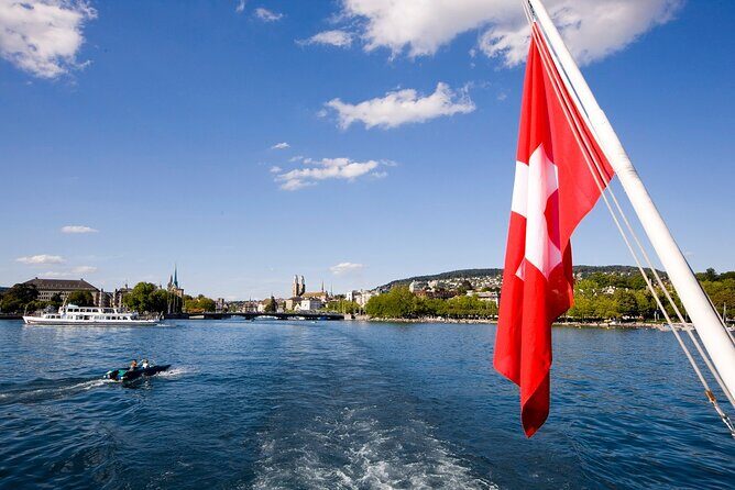 Zurich Sights: Cruise, Lindt Chocolate and optional FIFA Ticket - Optional FIFA Museum: Your Independent Add-On After Lindt
