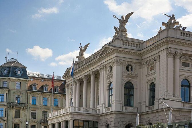 Zurich Sightseeing Private Walking Tour - The 9:00 AM meeting and hotel pickup that save you hassle