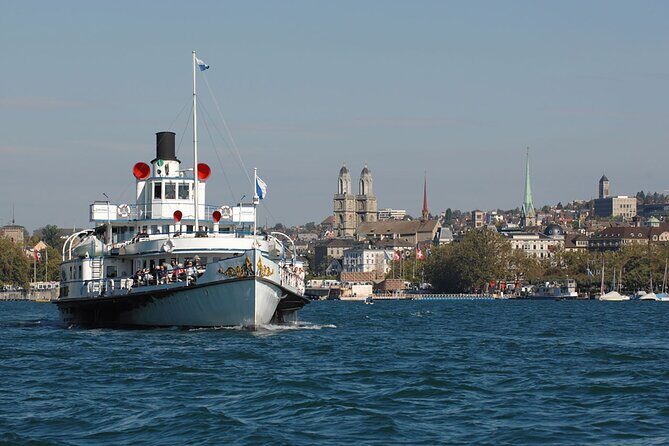 Zurich Small-Group Walking Tour Including a Lake Cruise - Lake Zurich ferry cruise from Bürkliplatz: the best reset of the day